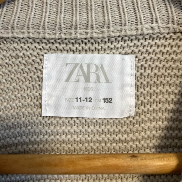 Oversized sized bohemian style neutral knit - Picture 4 of 6